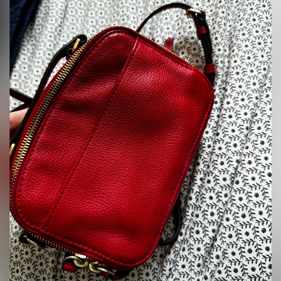 Dooney and Bourke Belvedere Red - Picture 4 of 16